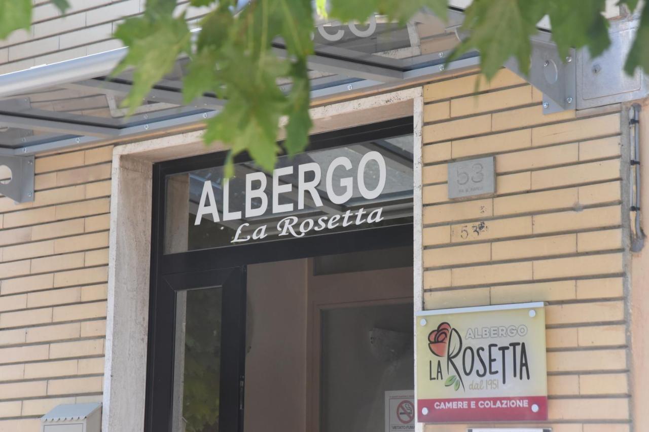 Albergo La Rosetta คิอูซี ภายนอก รูปภาพ